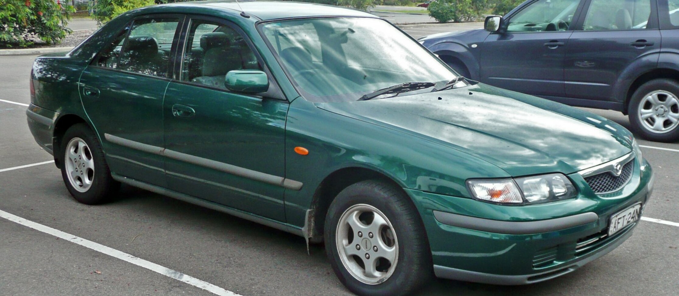 Mazda 626 V (GF) 1.9 (90 Hp) 1997, 1998, 1999 - 最新の仕様