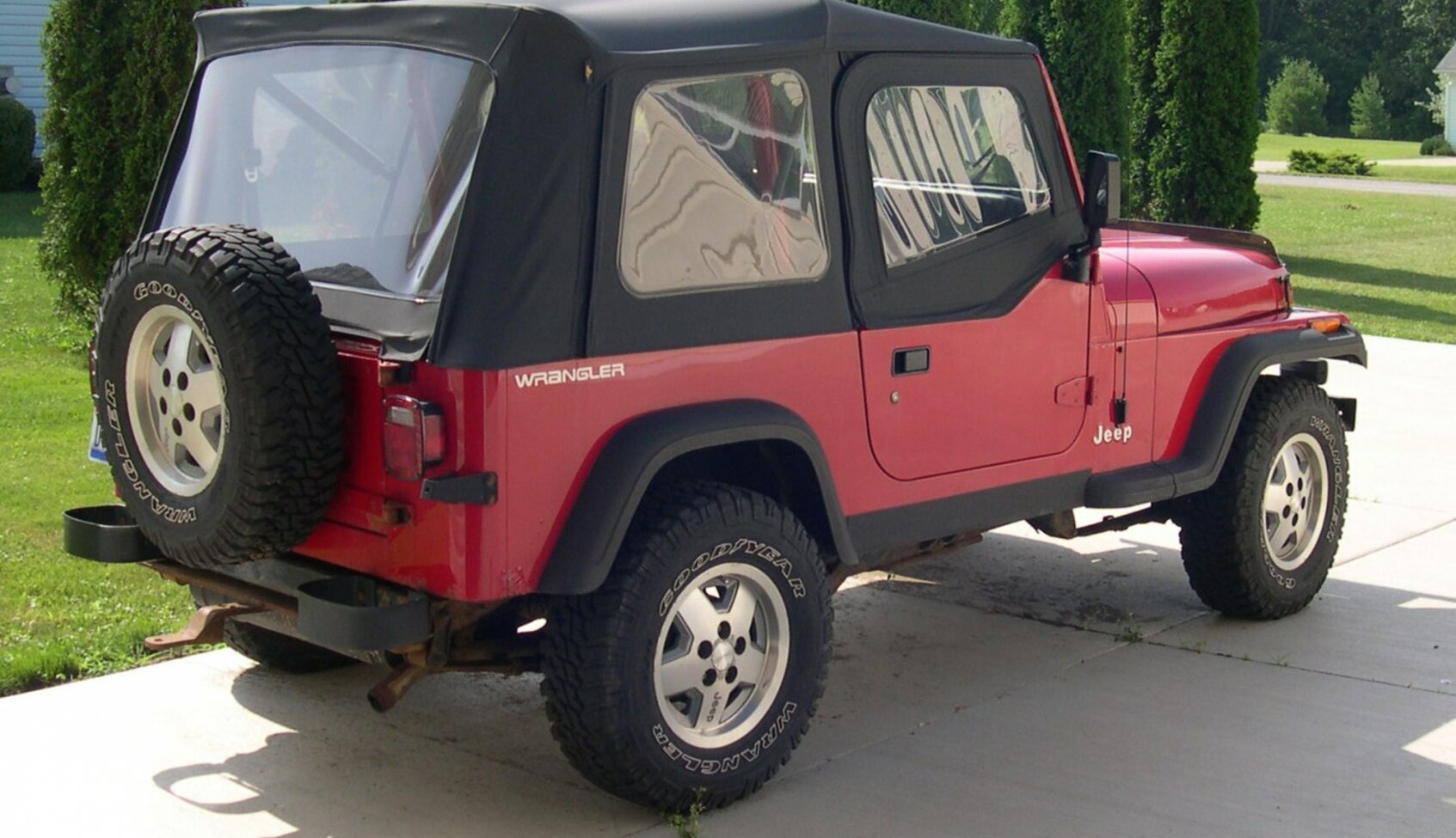 Jeep Wrangler I  i (121 Hp) 1987, 1988, 1989, 1990, 1991, 1992, 1993,  1994, 1995 - thông số kỹ thuật, đánh giá và giá lăn bánh mới nhất | XEZii