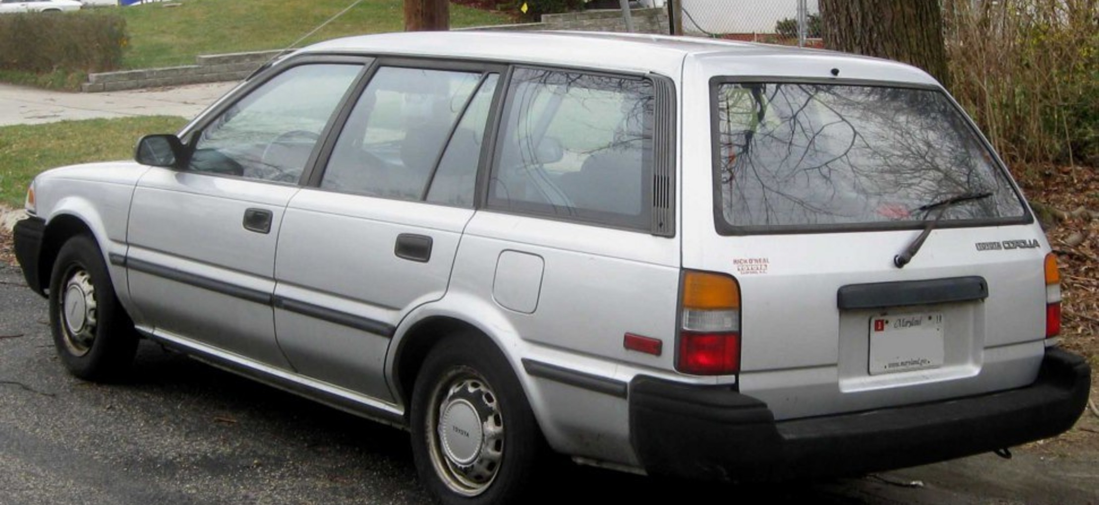 Toyota Corolla Wagon VI (E90)  XLI (AE95) (105 Hp) 4x4 1988, 1989, 1990,  1991, 1992 - thông số kỹ thuật, đánh giá và giá lăn bánh mới nhất | XEZii