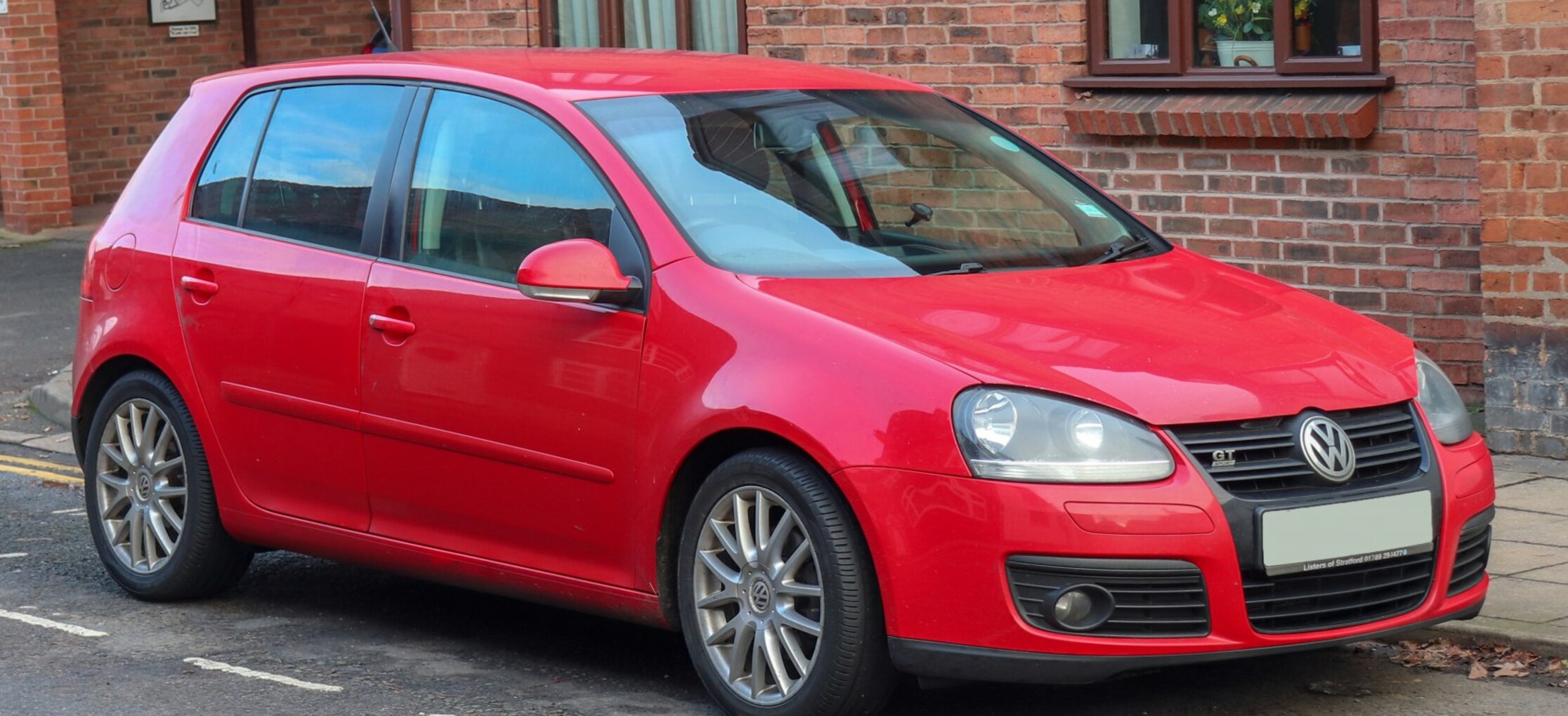 Volkswagen Golf V 2.0 GTI TFSI (200 Hp) 2004, 2005, 2006, 2007, 2008  specifications, prices & reviews