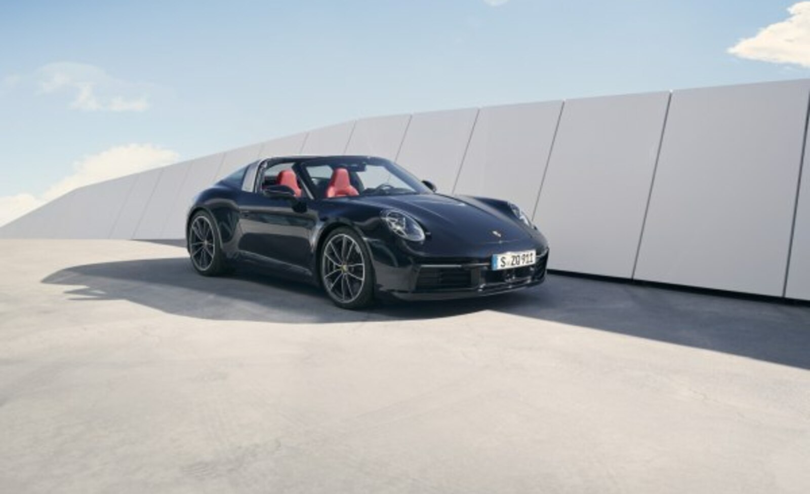 Porsche 911 Targa (992) 4S  (450 Hp) PDK 2020, 2021 - thông số kỹ thuật,  đánh giá và giá lăn bánh mới nhất | XEZii