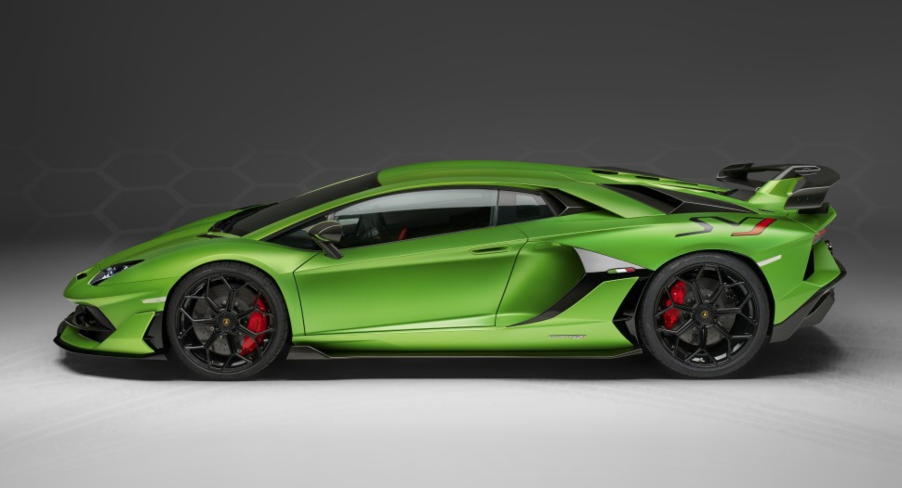 Lamborghini Aventador SVJ  V12 (770 Hp) 4WD ISR 2019, 2020, 2021 - thông  số kỹ thuật, đánh giá và giá lăn bánh mới nhất | XEZii