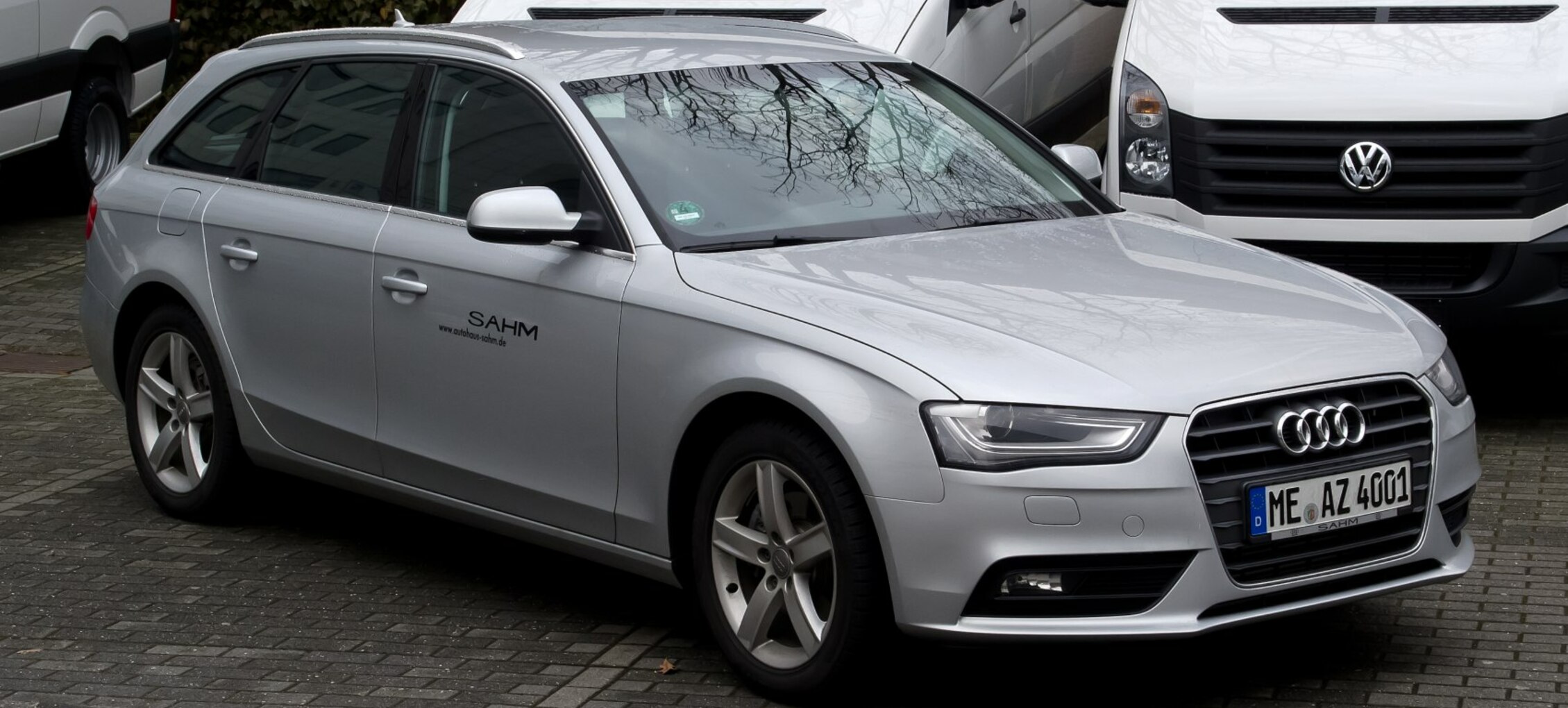 Audi A4 Avant (B8 8K, facelift 2011) 2.0 TDI (150 Hp) quattro DPF 2013,  2014, 2015 specifications, prices & reviews