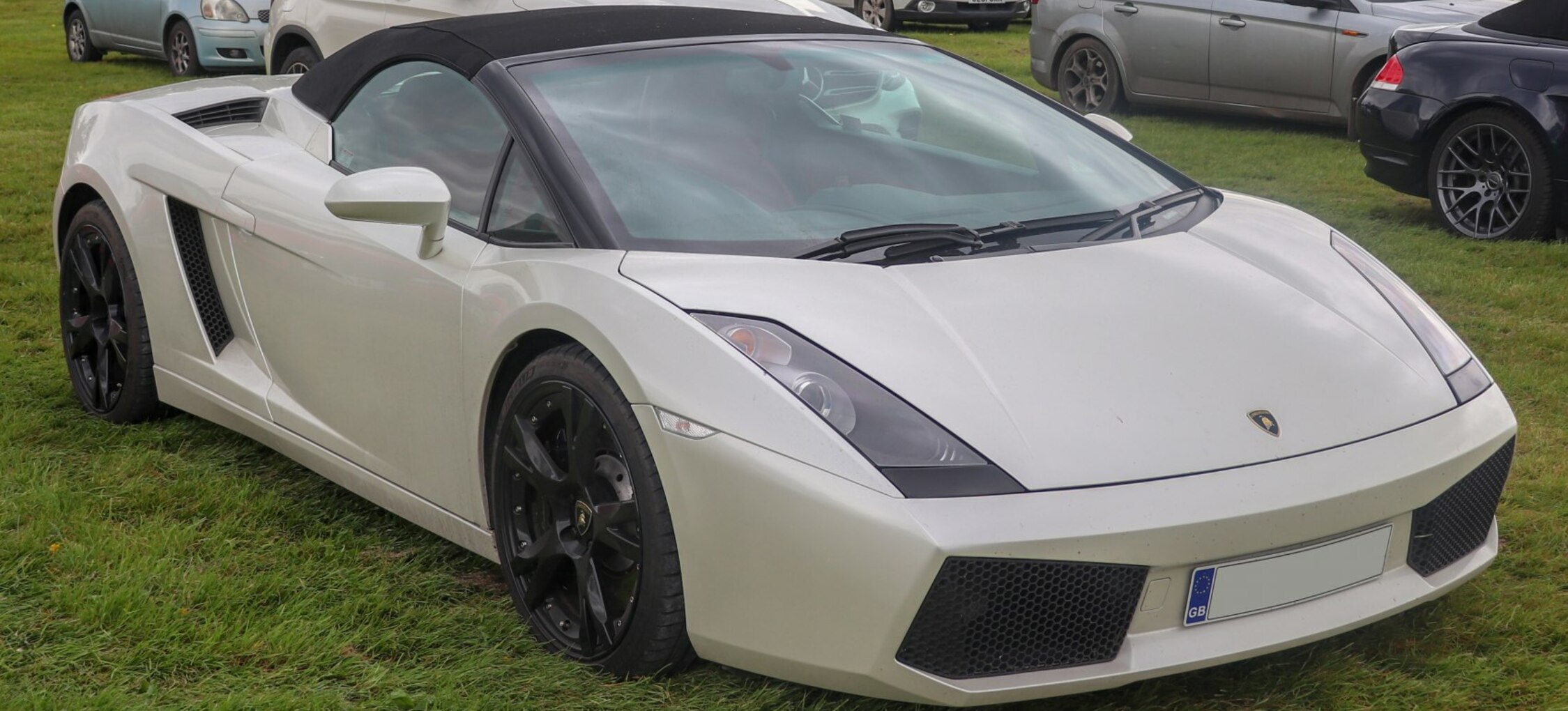 Lamborghini Gallardo Spyder  V10 (520 Hp) AWD 2005, 2006, 2007, 2008  specifications, prices & reviews | XEZii