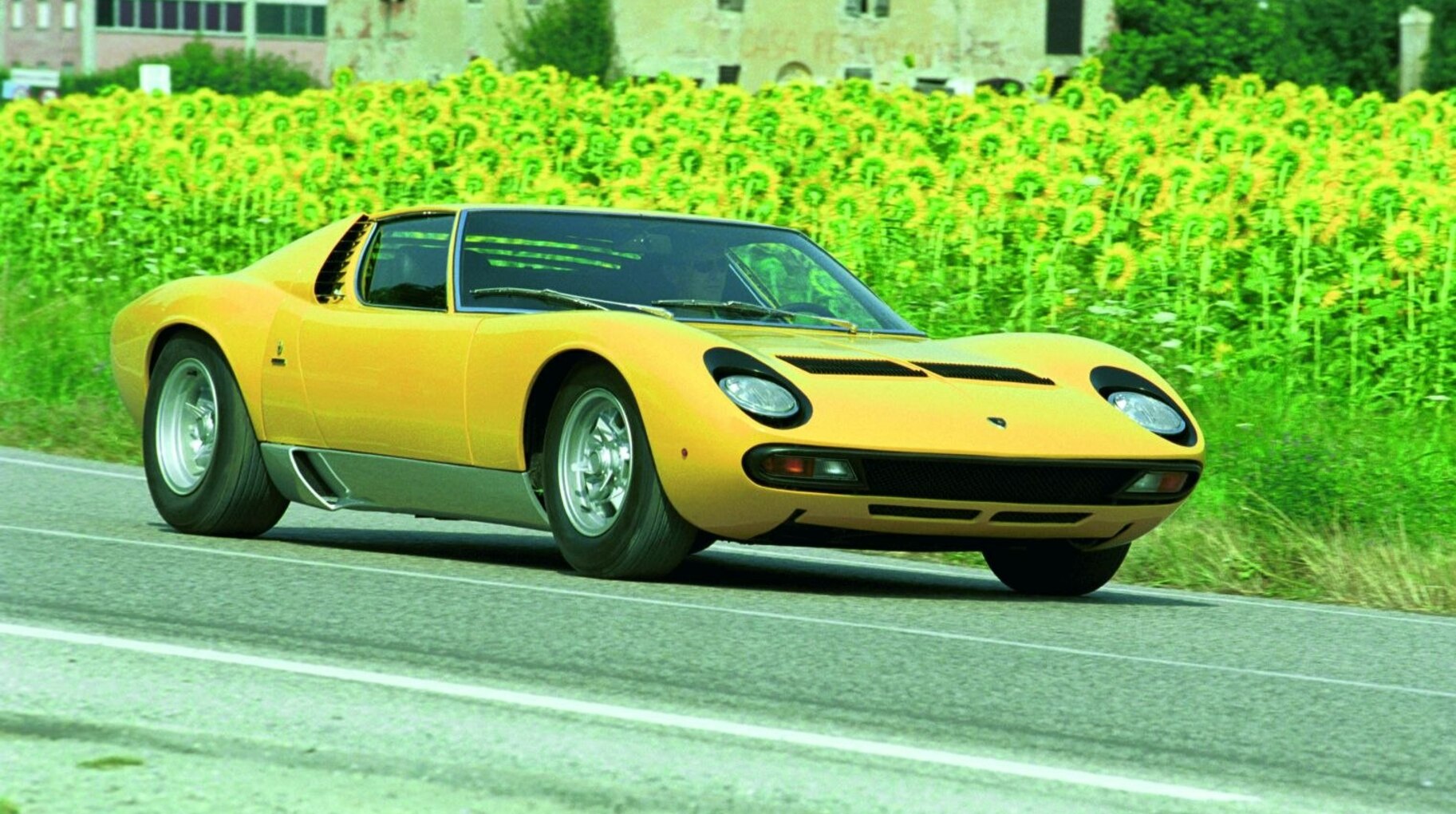 Lamborghini Miura P400  V12 (350 Hp) 1966, 1967, 1968, 1969 - thông số  kỹ thuật, đánh giá và giá lăn bánh mới nhất | XEZii