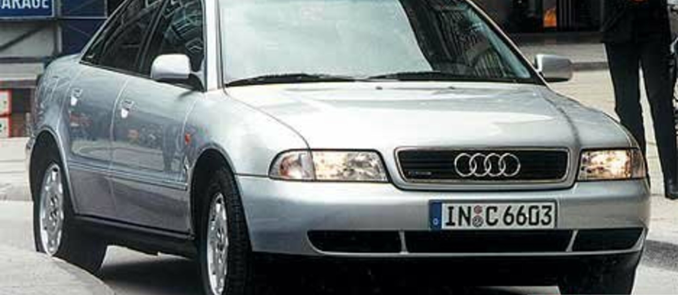 Audi A4 (B5, Typ 8D)  (101 Hp) Automatic 1994, 1995, 1996, 1997, 1998,  1999 specifications, prices & reviews | XEZii