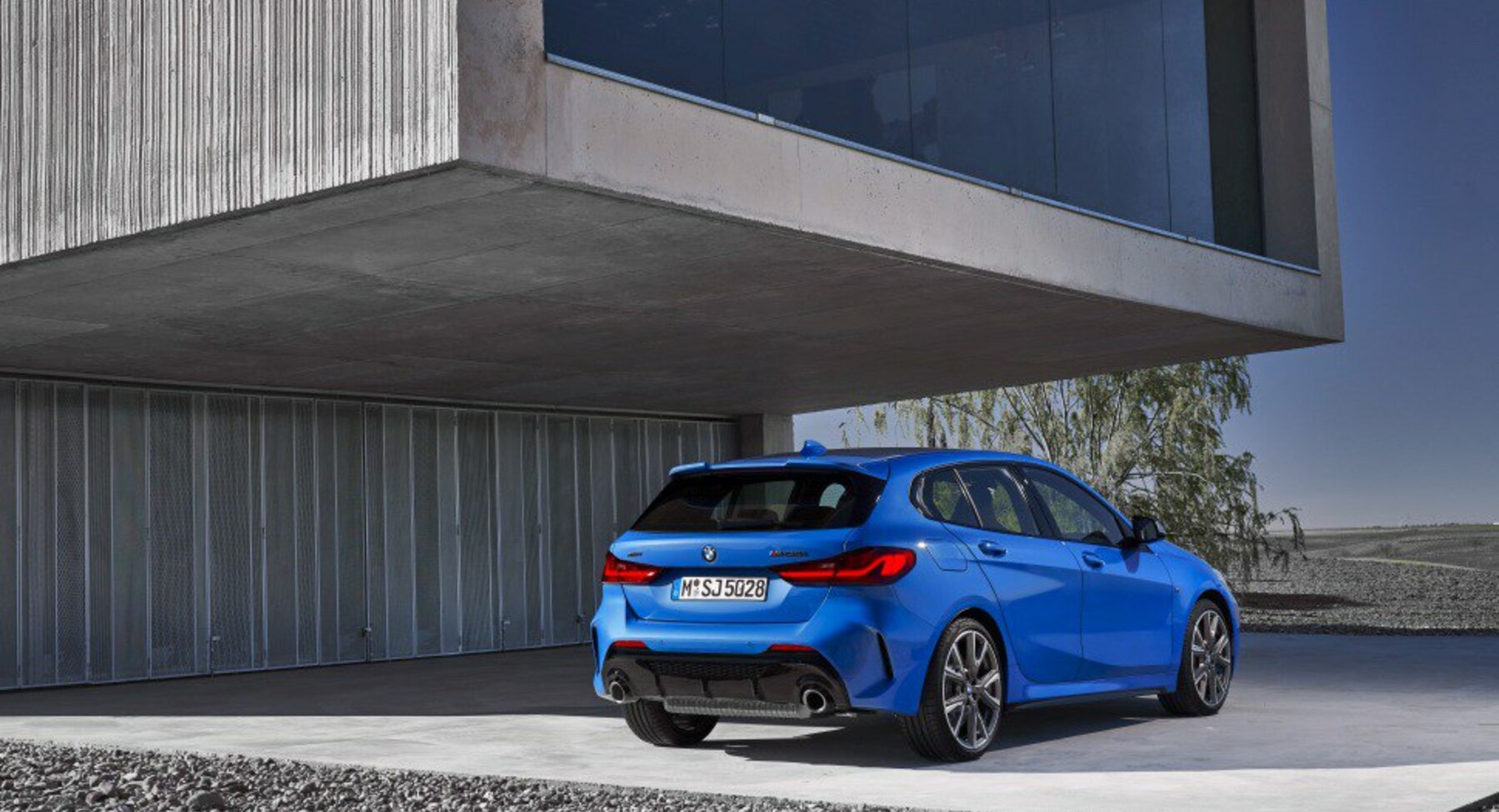 BMW 1 Series Hatchback (F40) 118i (140 Hp) 2019, 2020