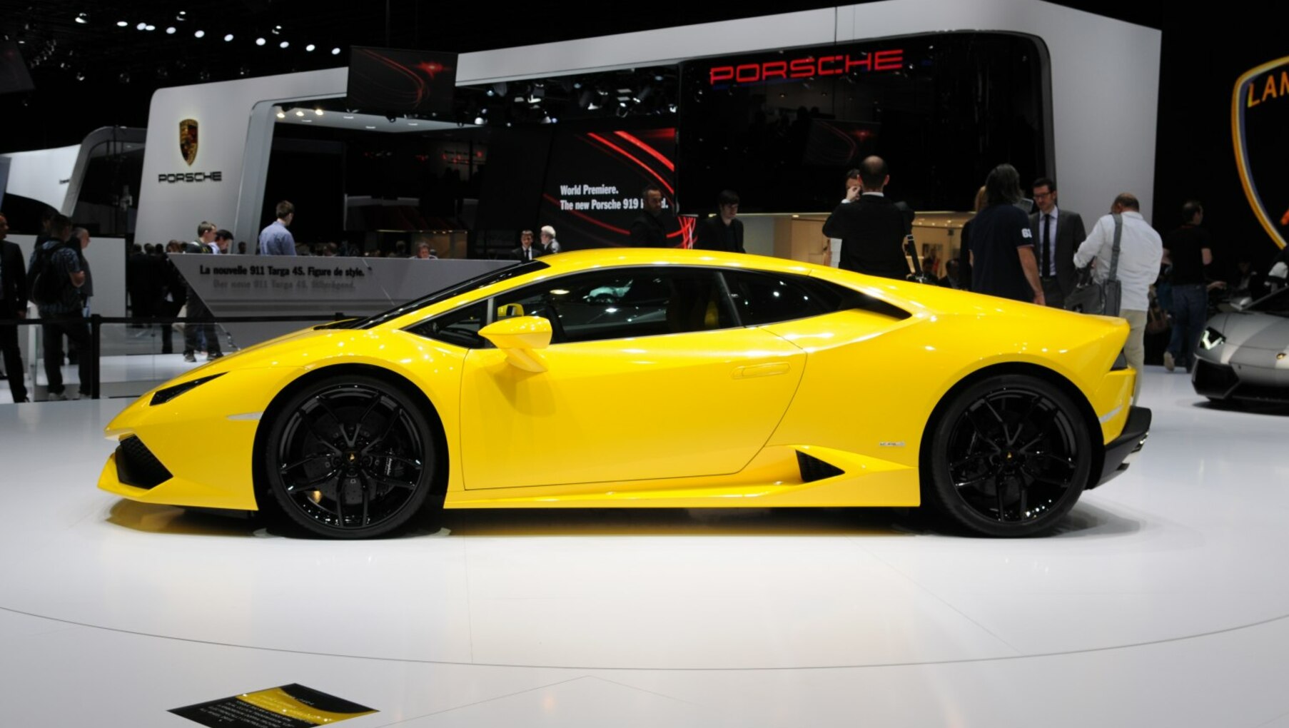 Lamborghini Huracan LP 610-4  V10 (610 Hp) 4WD 2014, 2015, 2016, 2017,  2018, 2019 - thông số kỹ thuật, đánh giá và giá lăn bánh mới nhất | XEZii