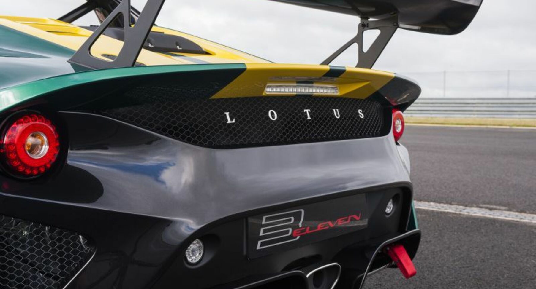 Lotus 3 Eleven 2015