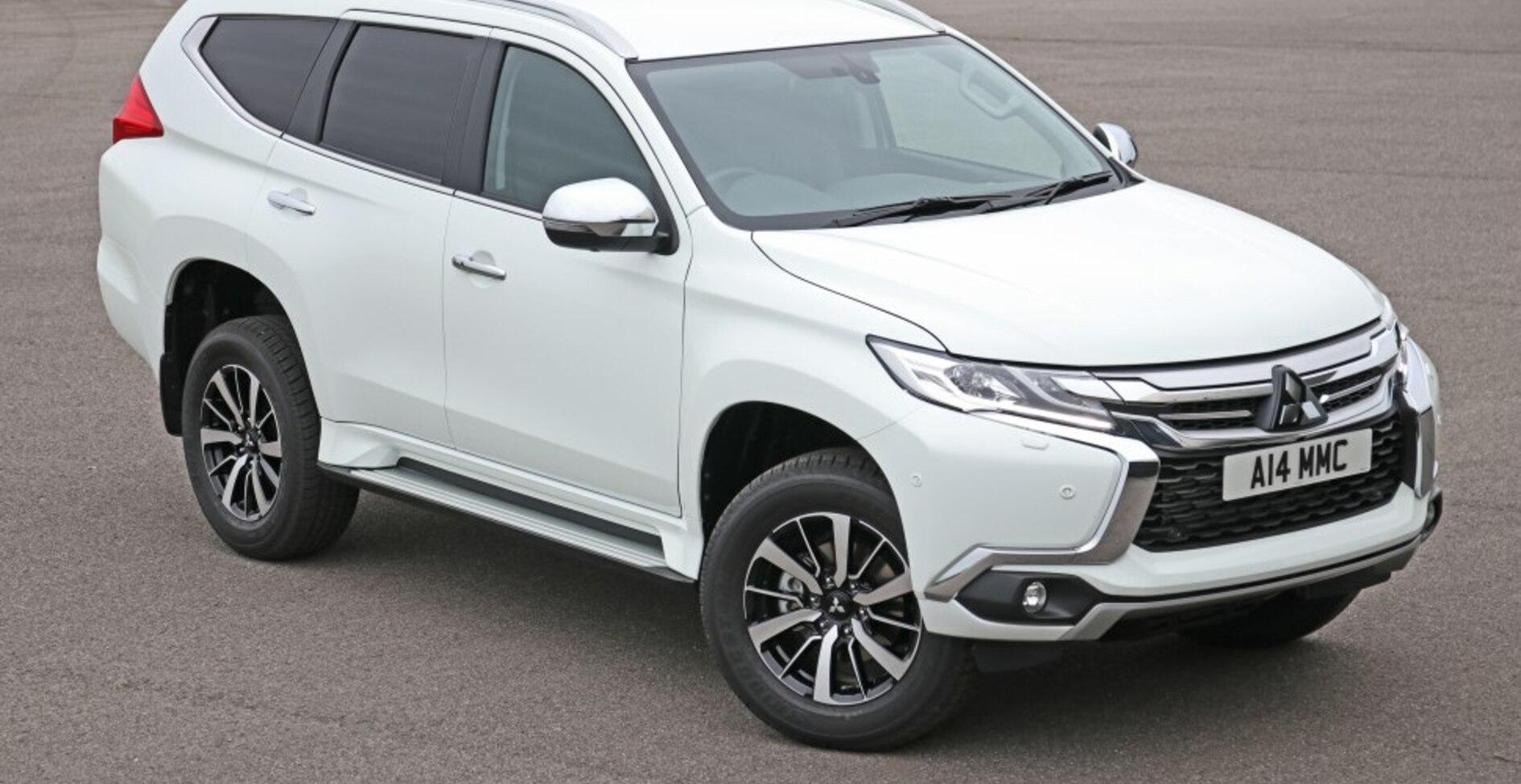 Used Mitsubishi 2018 PAJERO MANUAL 32 DSL SWB 2DR for sale in Kerry