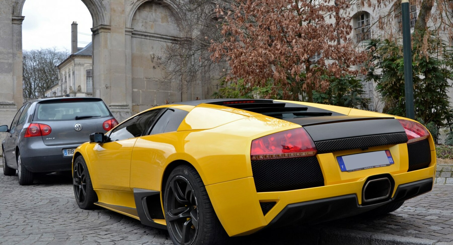 Lamborghini Murcielago LP640  V12 48V (640 Hp) 2005, 2006, 2007, 2008,  2009, 2010 - thông số kỹ thuật, đánh giá và giá lăn bánh mới nhất | XEZii