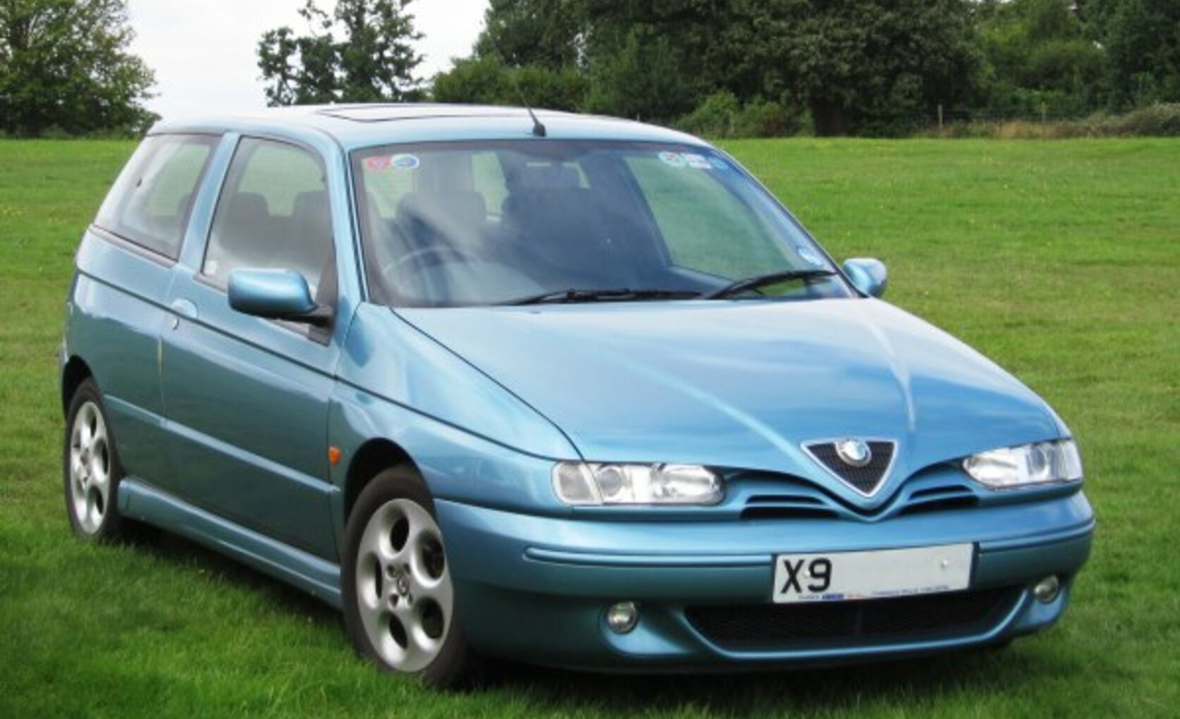 Alfa Romeo 145 (930, facelift 1999) 1.8 T. Spark 16V (144 Hp) 1999, 2000 