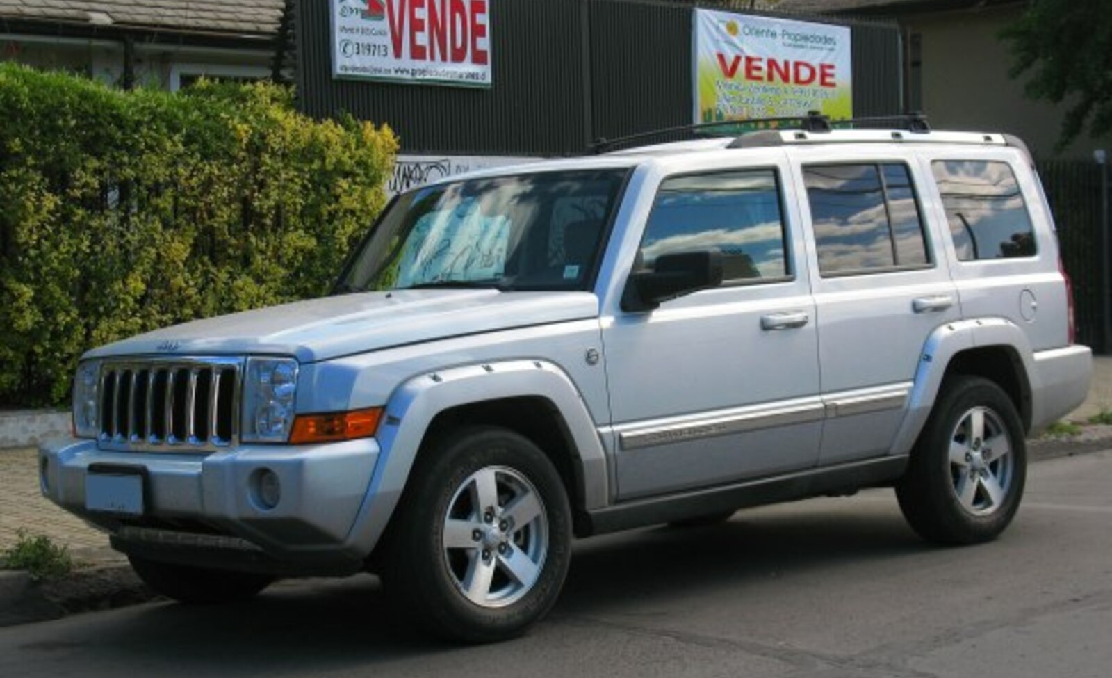 Jeep Commander 3.0 V6 CRD (218 Hp) 4WD Automatic 2006, 2007, 2008, 2009, 2010