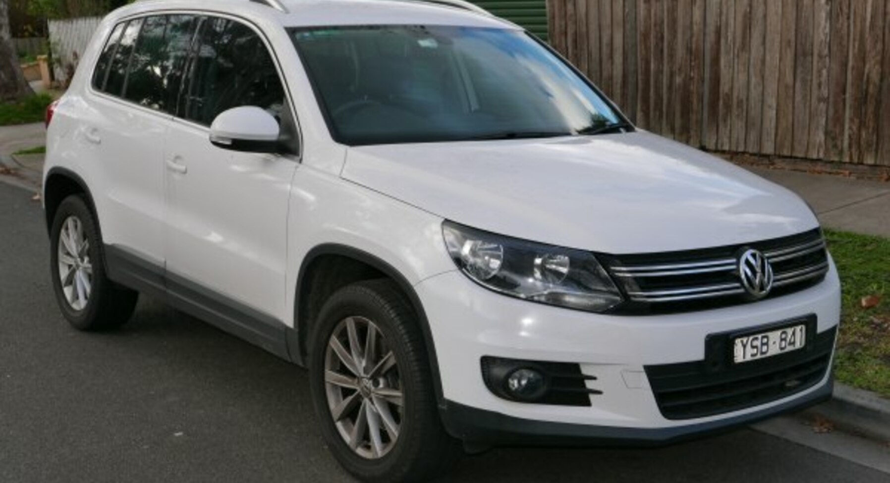 Volkswagen Tiguan (facelift 2011) 2.0 TDI (140 Hp) 4MOTION 2011, 2012, 2013, 2014, 2015