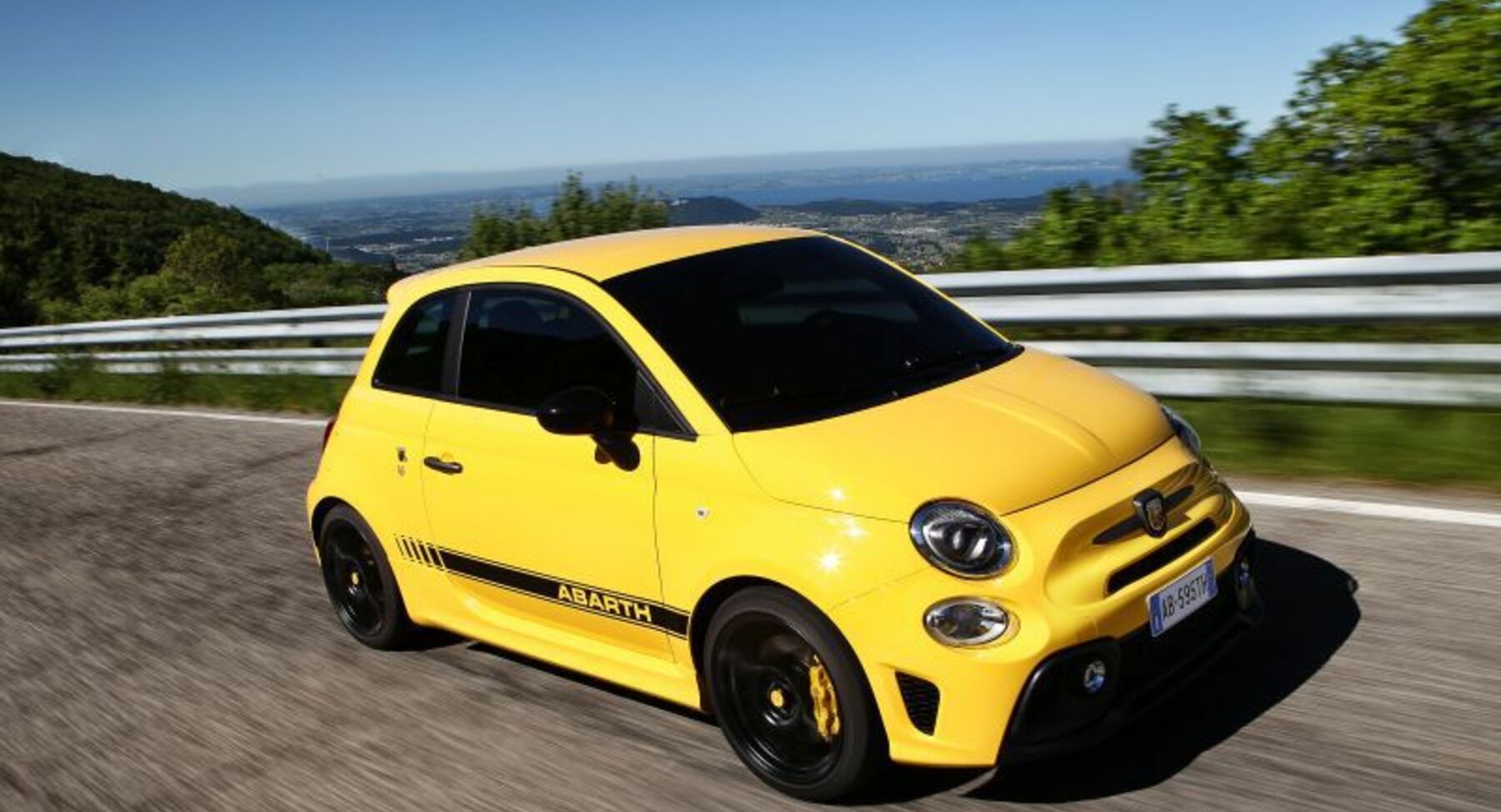 Abarth 595 Competizione 1.4 T-Jet (180 Hp) Automatic 2016, 2017, 2018