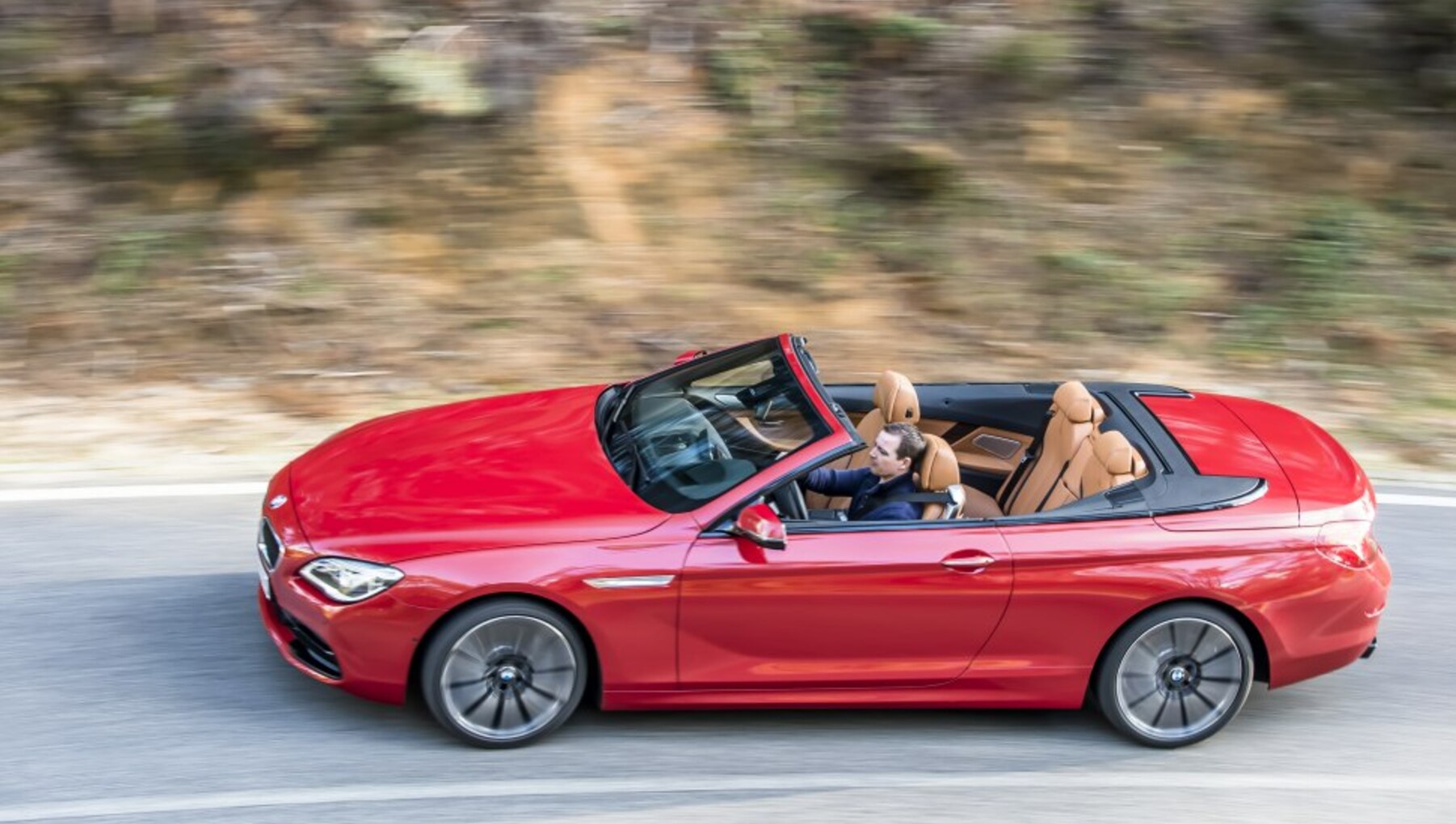 BMW M6 Convertible (F12M, LCI, facelift 2014) Competition 4.4 V8 (600 Hp) M DCT 2015, 2016, 2017, 2018 