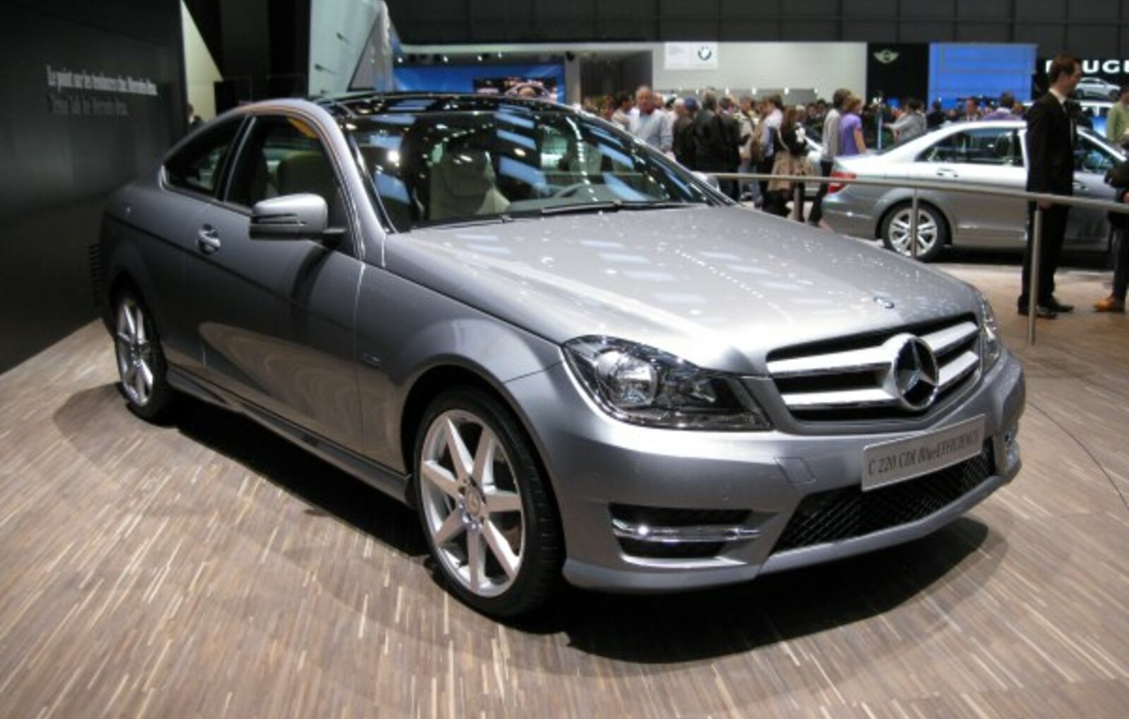 Mercedes-Benz C-class Coupe (C204 facelift 2011) C 250 (204 Hp) 7G-TRONIC PLUS 2011, 2012, 2013, 2014, 2015 