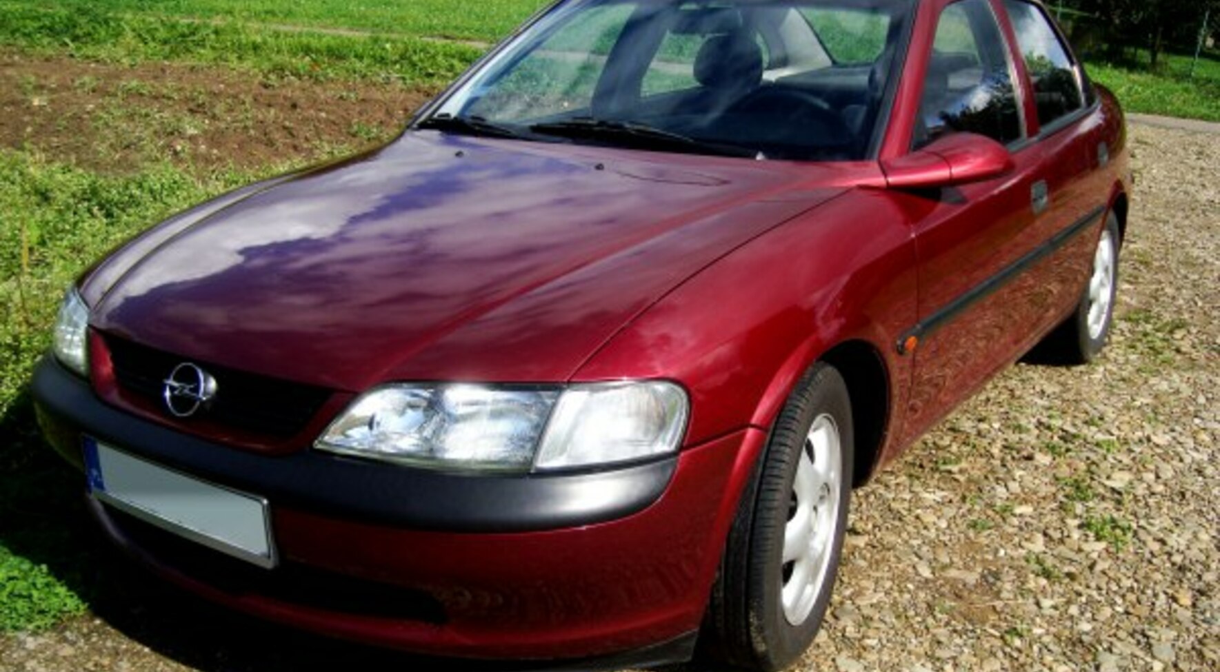 Opel Vectra B 1.6i 16V (100 Hp) 1995, 1996, 1997, 1998, 1999