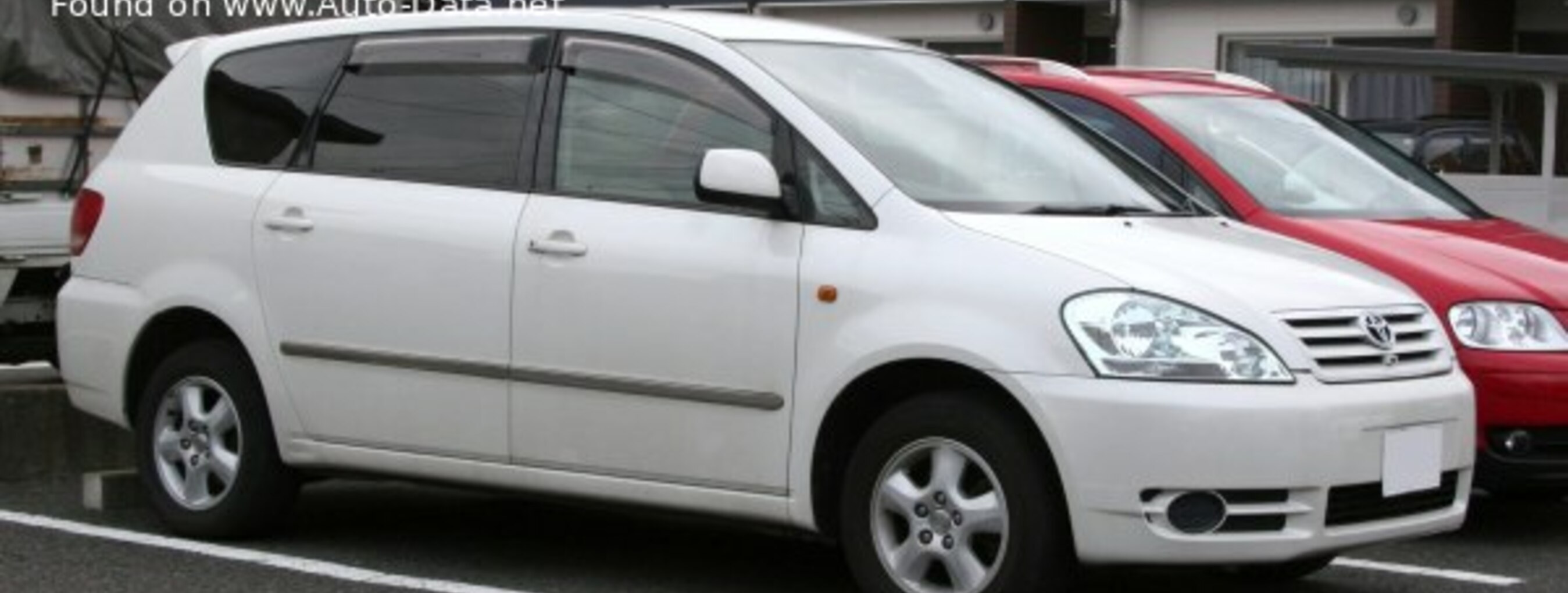 Toyota Ipsum (CM2) 2.4 i 16V (160 Hp) 4WD 2001, 2002, 2003, 2004, 2005, 2006, 2007, 2008, 2009 