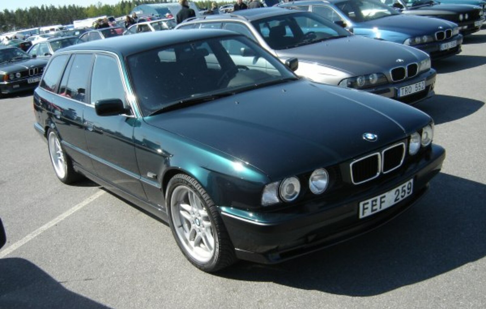 BMW M5 Touring (E34) 3.8 (340 Hp) 6MT 1994, 1995 