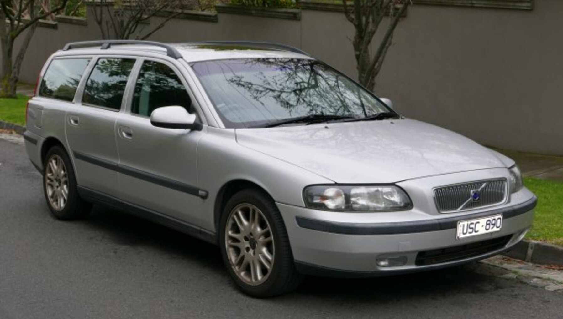 Volvo V70 II R 2.5i V20 (300 Hp) AWD Automatic 2003, 2004 