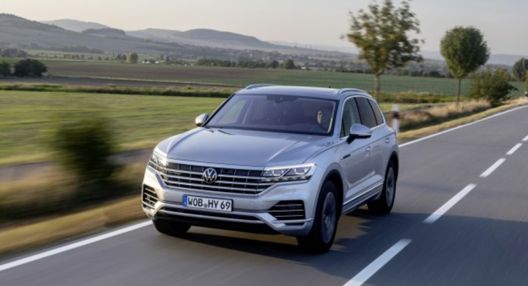 Volkswagen Touareg III (CR) 3.0 V6 TSI (381 Hp) eHybrid 4MOTION Tiptronic 2020, 2021