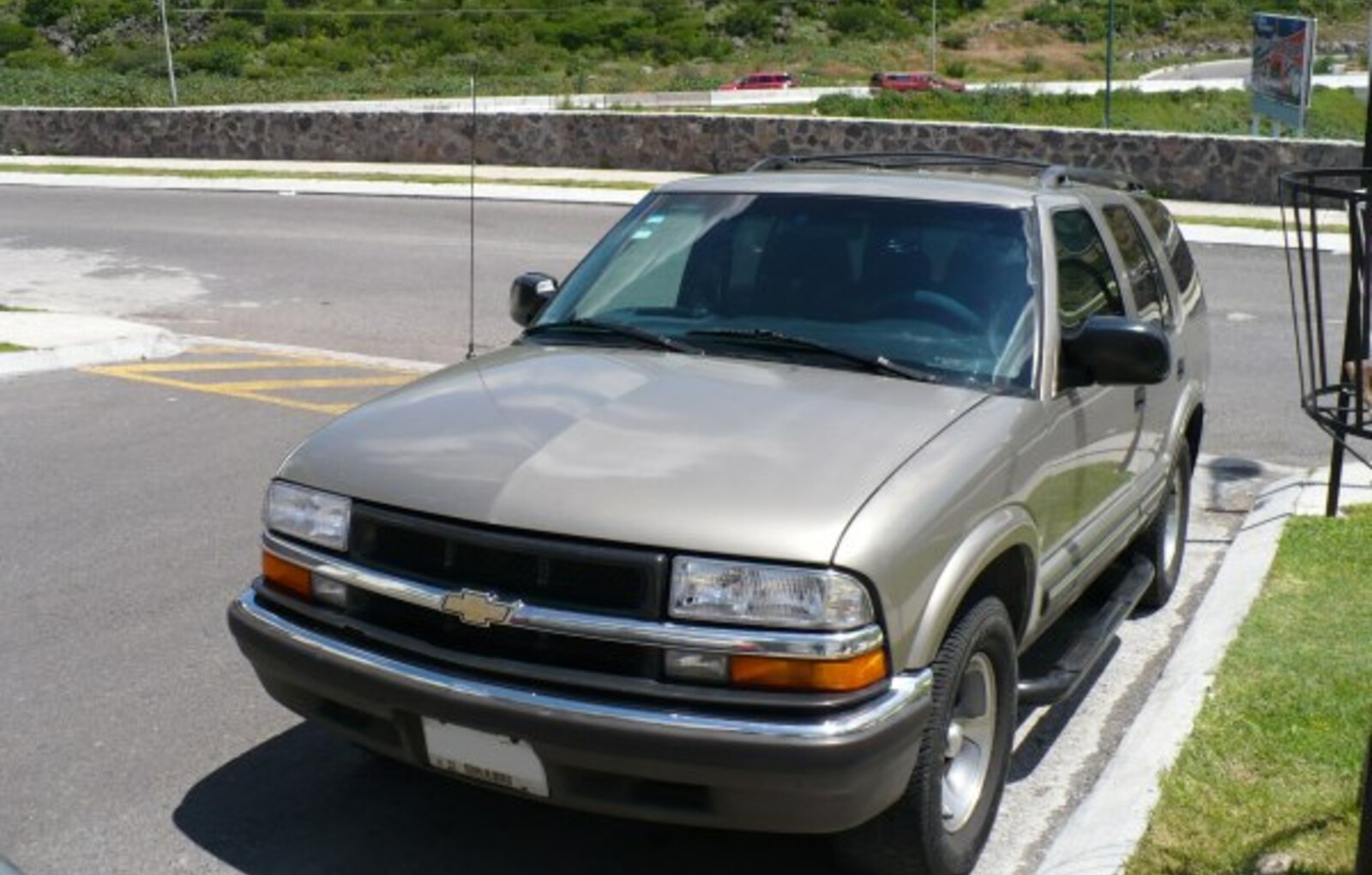 Chevrolet Blazer II (4-door, facelift 1998) 4.3 V6 SFI (190 Hp) 1998, 1999, 2000, 2001, 2002, 2003, 2004, 2005 