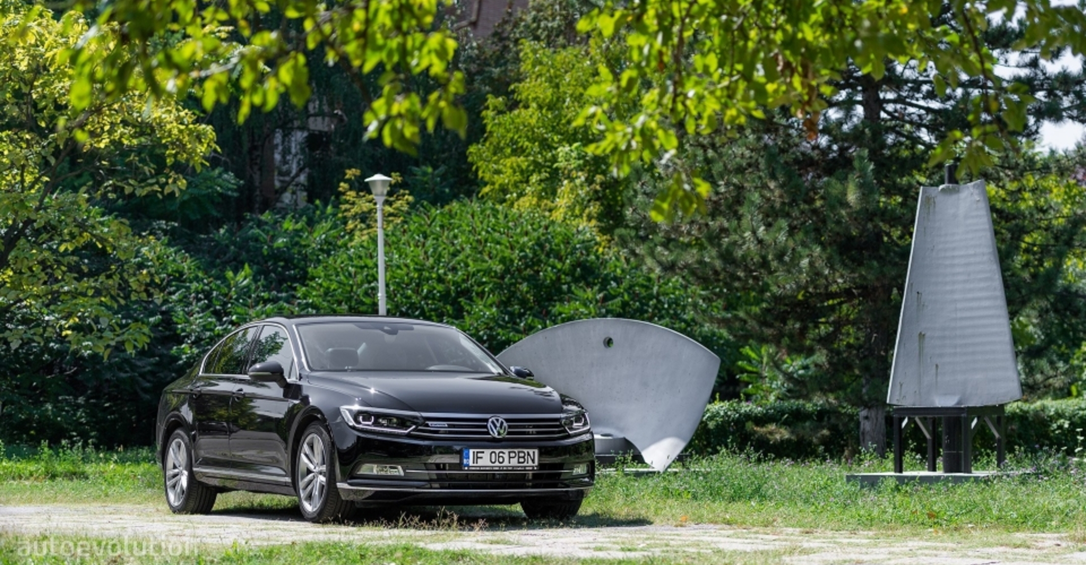 Volkswagen Passat GP 1.8 TSI (180 Hp) DSG 2017