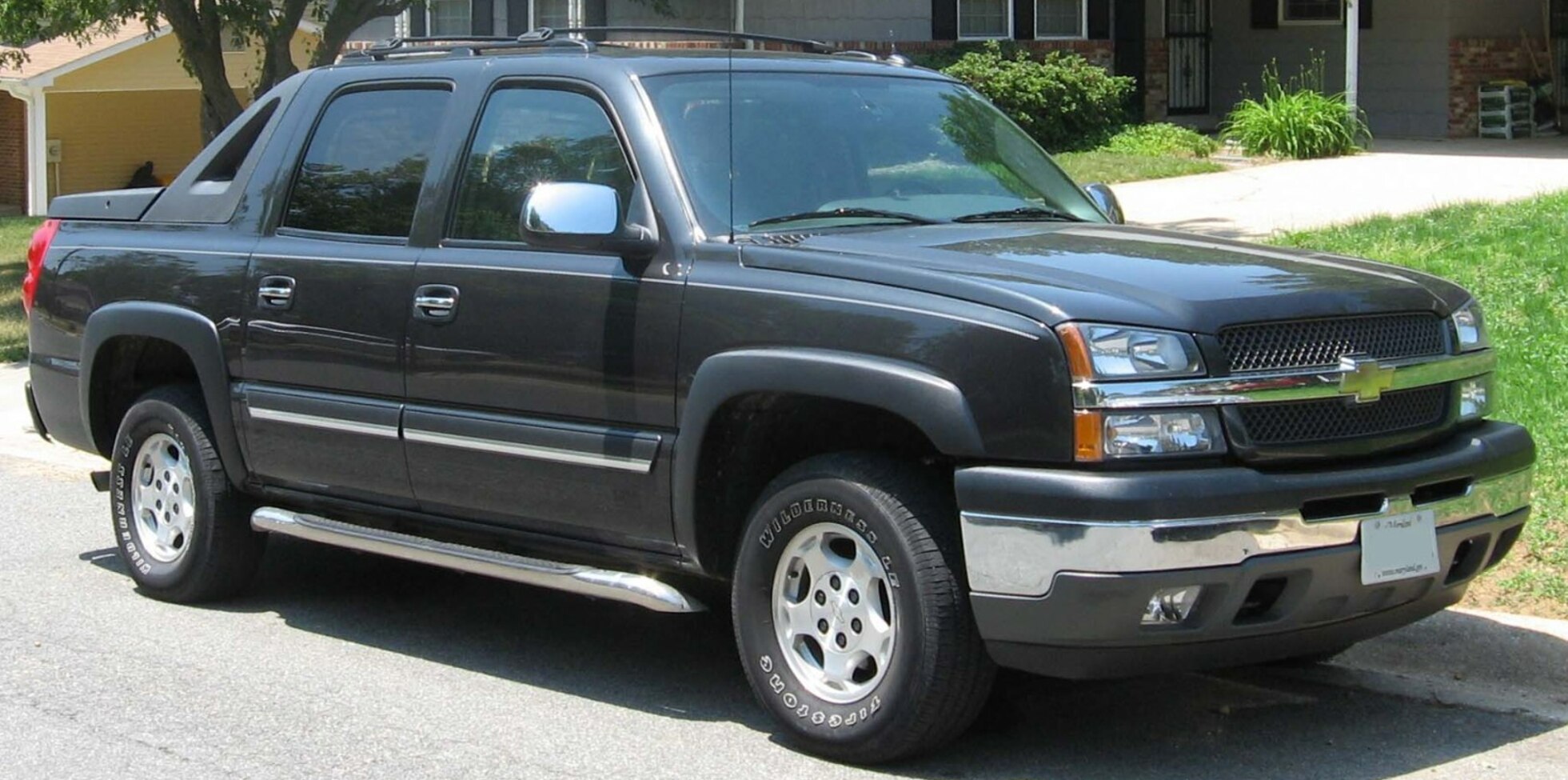 Chevrolet Avalanche 8.1 V8 (329 Hp) 2001, 2002, 2003, 2004, 2005, 2006