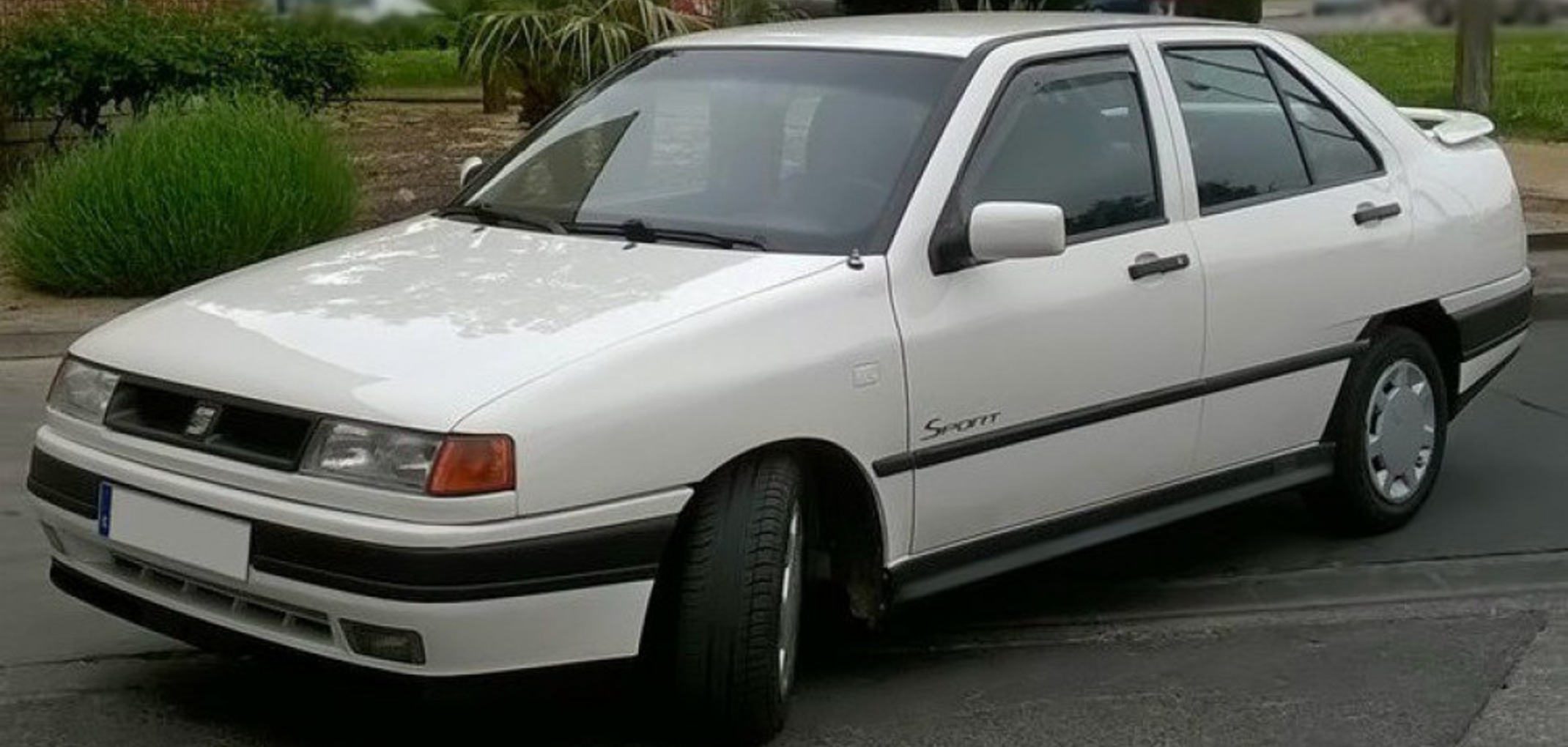 Seat Toledo I (1L) 1.6 i (71 Hp) 1991, 1992, 1993, 1994, 1995, 1996, 1997, 1998, 1999 