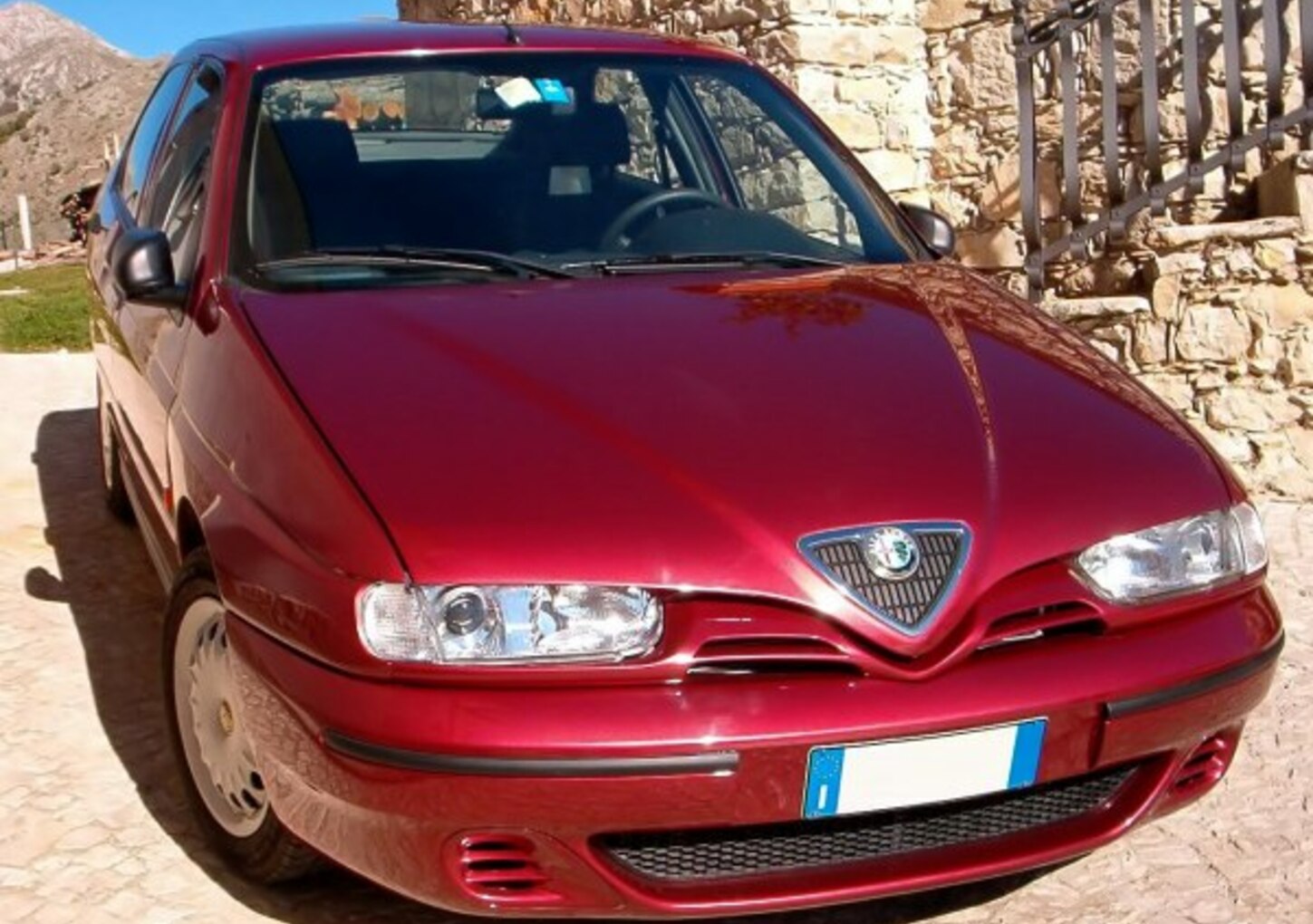 Alfa Romeo 146 (930, facelift 1999) 1.8 T. Spark 16V (144 Hp) 1999, 2000 