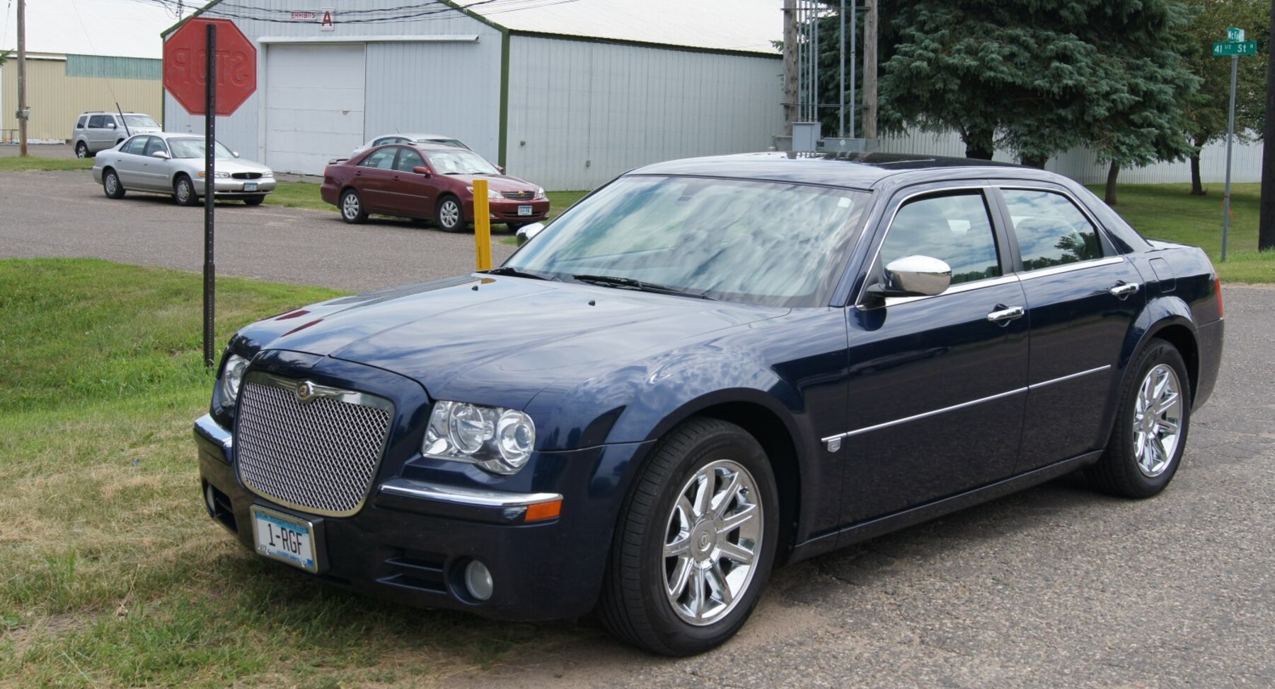 Chrysler 300 5.7 i V8 16V (340 Hp) 2004, 2005, 2006, 2007, 2008, 2009, 2010