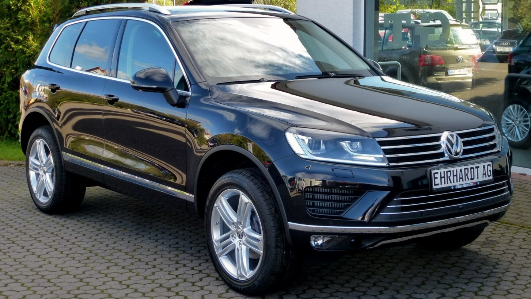 Volkswagen Touareg II (7P, facelift 2014) 3.6 FSI VR6 (280 Hp) 4MOTION Automatic 2014, 2015, 2016, 2017, 2018