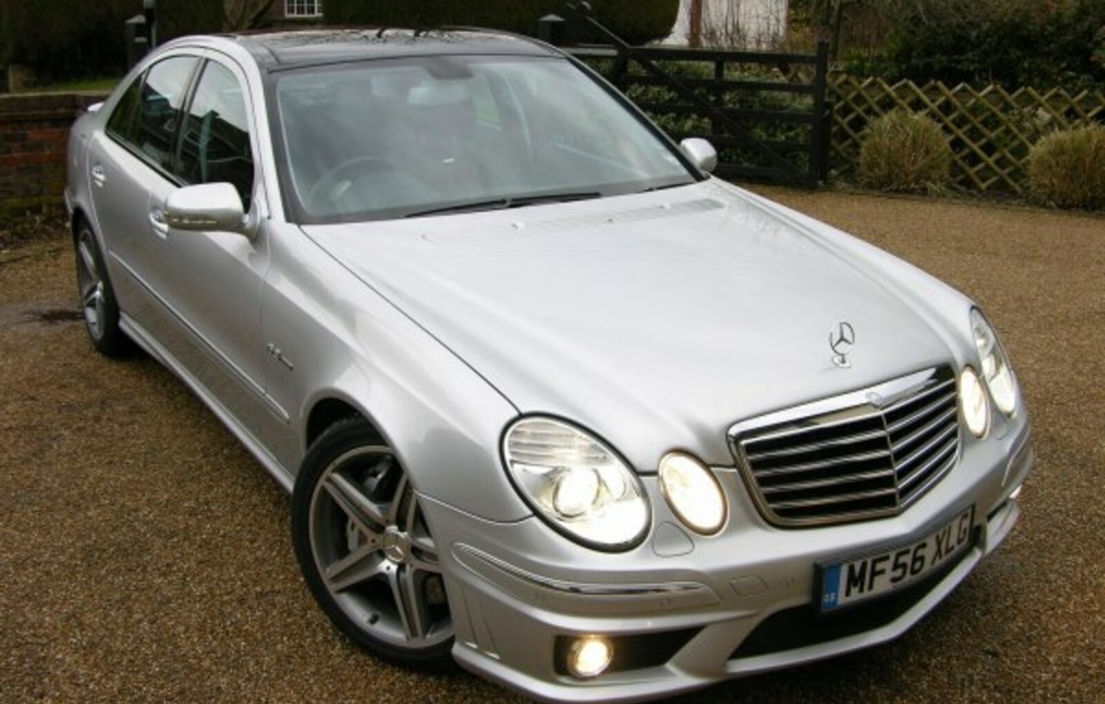 Mercedes-Benz E-class (W211, facelift 2006) AMG E 63 V8 (514 Hp) 7G-TRONIC 2006, 2007, 2008, 2009 