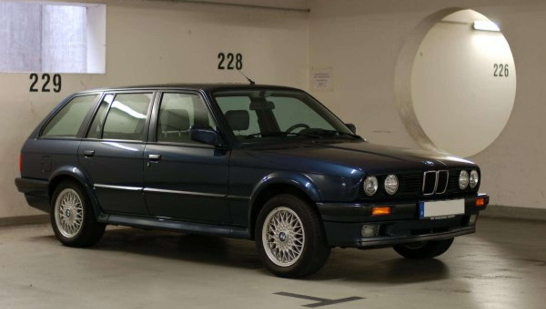 BMW 3 Series Touring (E30) 325ix (170 Hp) Automatic 1988, 1989, 1990, 1991, 1992, 1993 