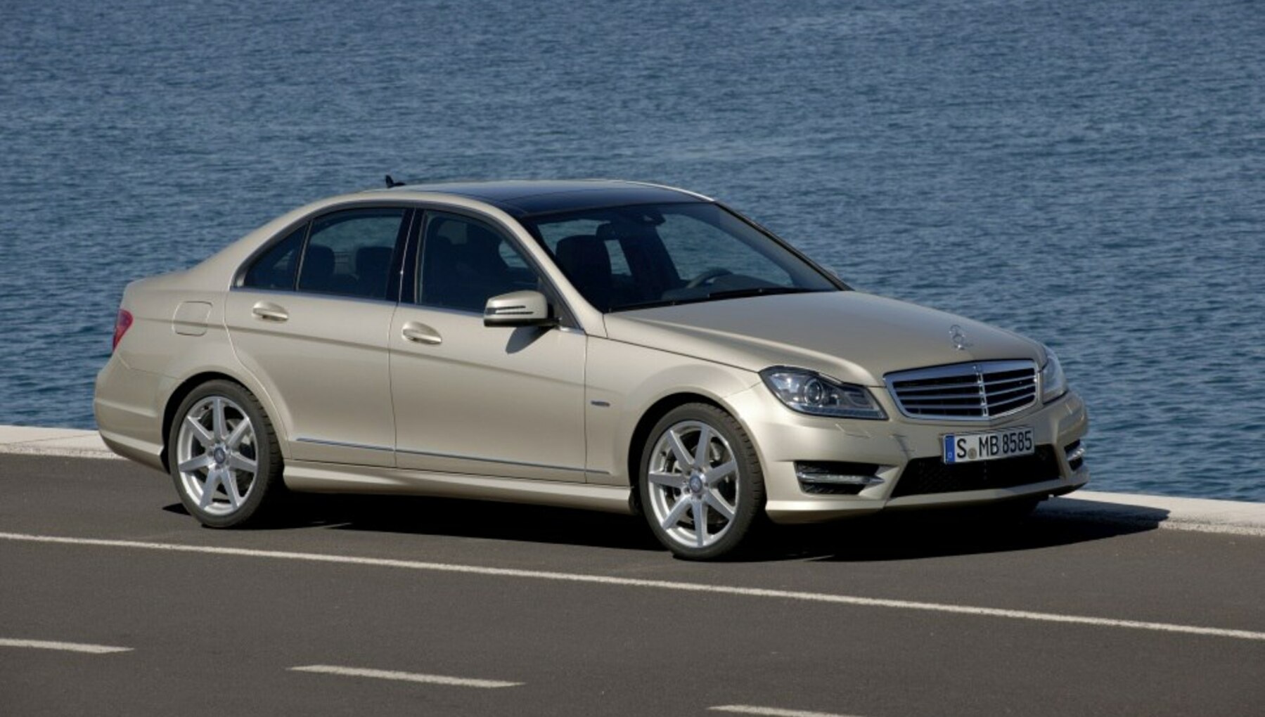 Mercedes-Benz C-class (W204 facelift 2011) AMG C63 AMG Edition 507 V8 (507 Hp) AMG SPEEDSHIFT MCT 2013, 2014, 2015 