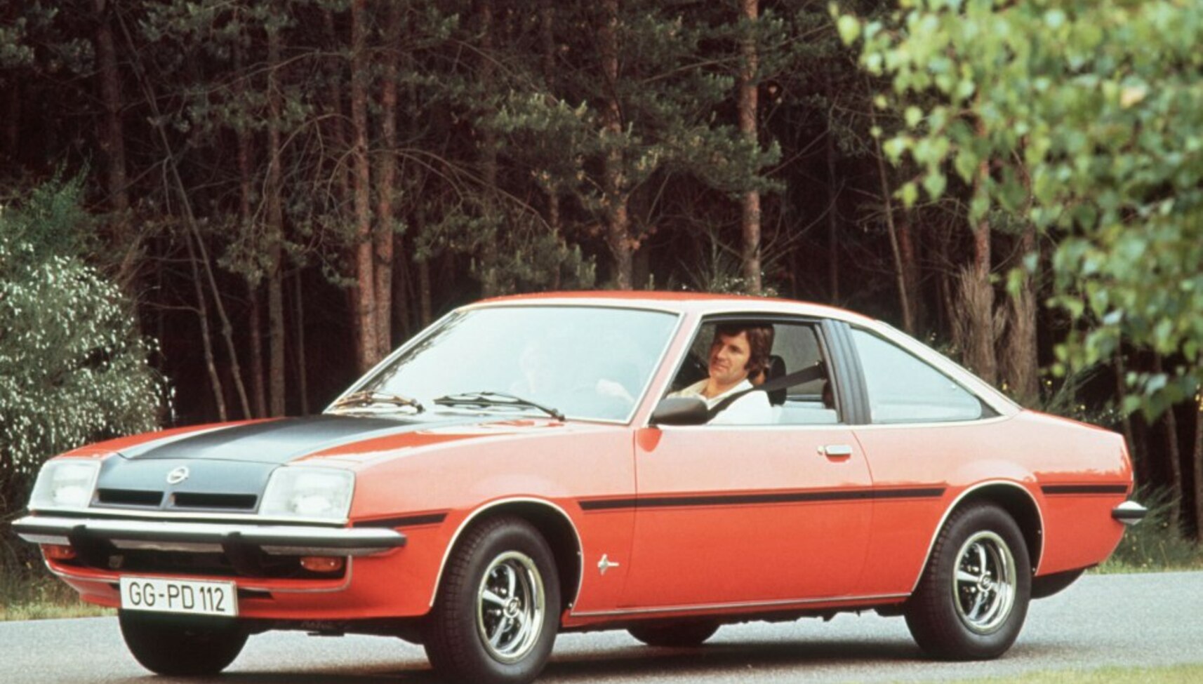 Opel Manta B 2.0 N (90 Hp) 1977, 1978, 1979, 1980