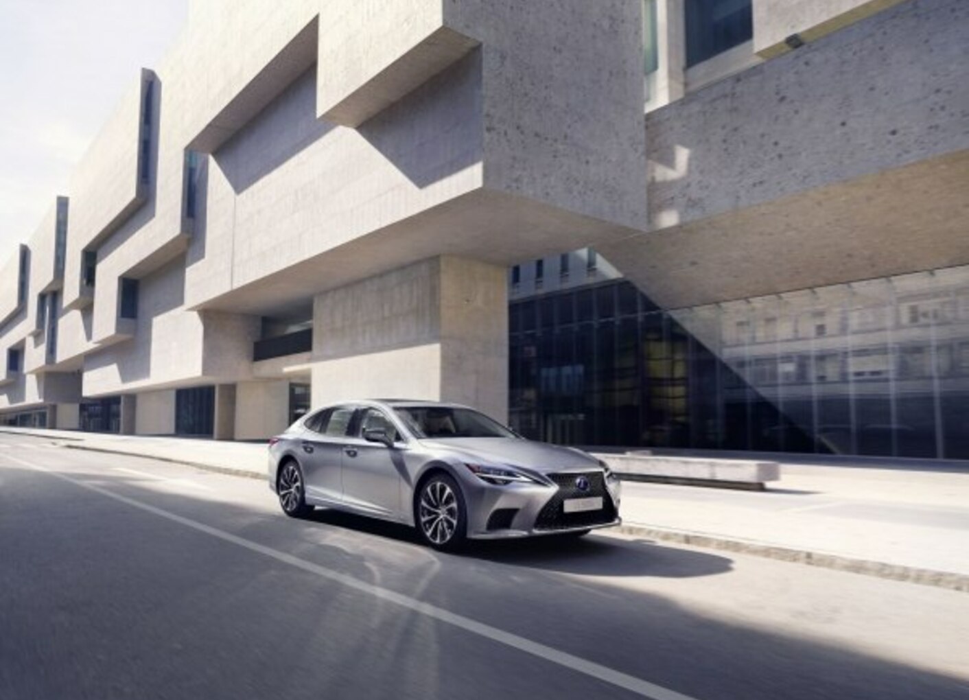 Lexus LS V (facelift 2020) 500h V6 (359 Hp) Hybrid Automatic 2021, 2022 