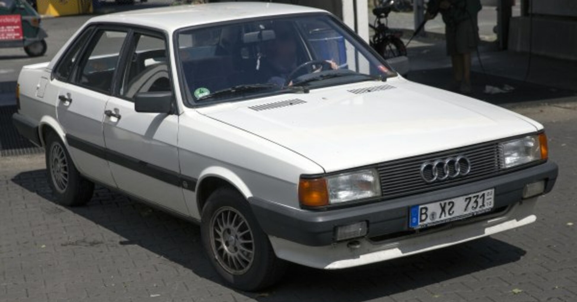 Audi 80 (B2, Typ 81,85, facelift 1984) 2.0 CAT (115 Hp) 1984, 1985, 1986, 1987 