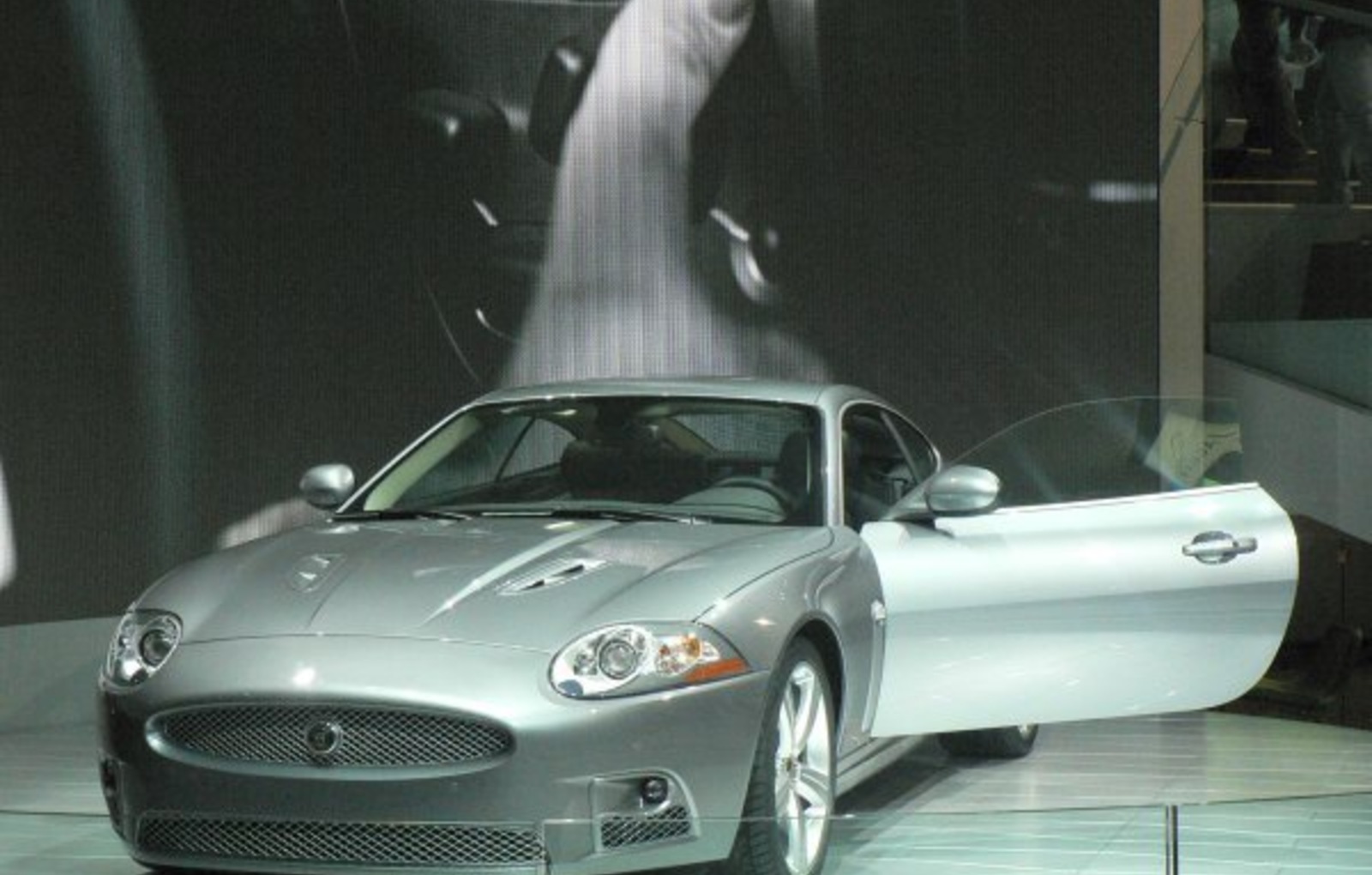 Jaguar XK Coupe (X150) R 4.2 V8 (416 Hp) Automatic 2006, 2007, 2008, 2009 