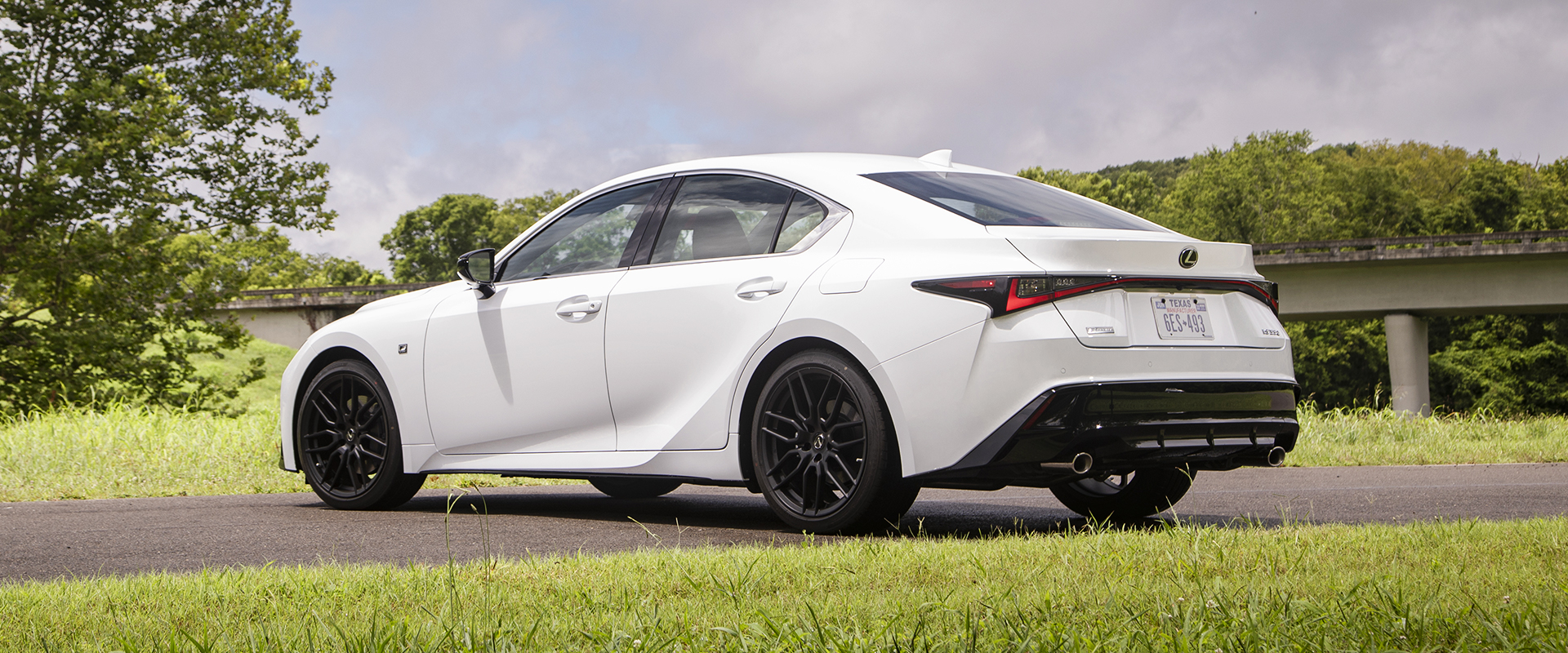 Lexus IS 300 F SPORT (241 Hp) RWD Automatic 2022 (VN)